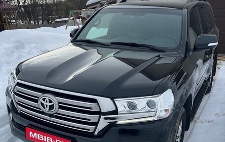 Toyota Land Cruiser 200, 2021 год, 13 500 000 рублей, 1 фотография