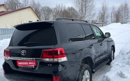 Toyota Land Cruiser 200, 2021 год, 13 500 000 рублей, 2 фотография