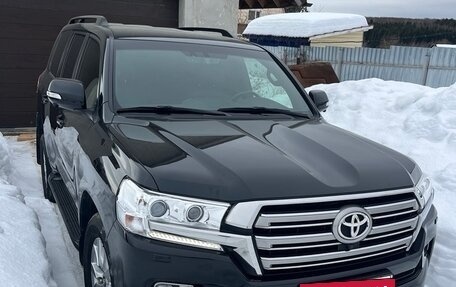 Toyota Land Cruiser 200, 2021 год, 13 500 000 рублей, 4 фотография