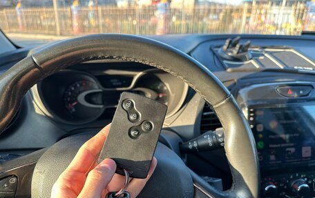 Renault Kaptur I рестайлинг, 2018 год, 1 090 000 рублей, 36 фотография