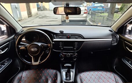 KIA Rio IV, 2018 год, 730 000 рублей, 10 фотография