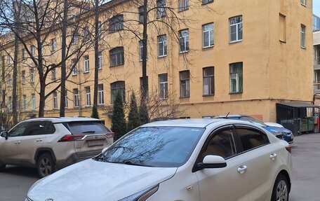 KIA Rio IV, 2018 год, 730 000 рублей, 3 фотография