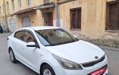 KIA Rio IV, 2018 год, 730 000 рублей, 4 фотография