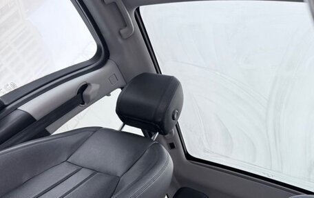 Land Rover Discovery Sport I рестайлинг, 2017 год, 2 450 000 рублей, 4 фотография