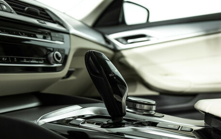 BMW 5 серия, 2018 год, 2 945 000 рублей, 19 фотография