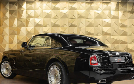 Rolls-Royce Phantom VII рестайлинг, 2010 год, 28 000 000 рублей, 2 фотография