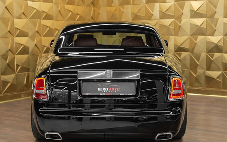 Rolls-Royce Phantom VII рестайлинг, 2010 год, 28 000 000 рублей, 4 фотография