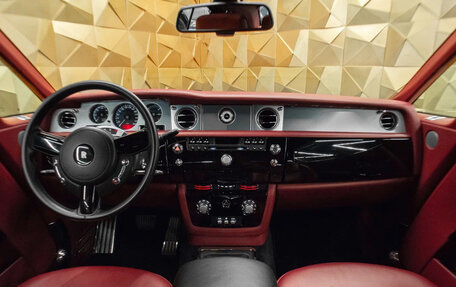 Rolls-Royce Phantom VII рестайлинг, 2010 год, 28 000 000 рублей, 7 фотография