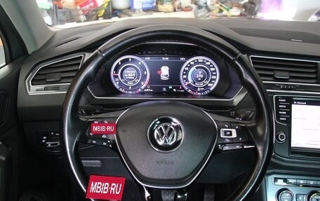 Volkswagen Tiguan II, 2016 год, 2 600 000 рублей, 9 фотография