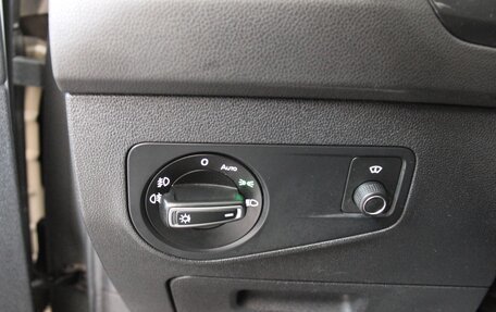 Volkswagen Tiguan II, 2016 год, 2 600 000 рублей, 13 фотография