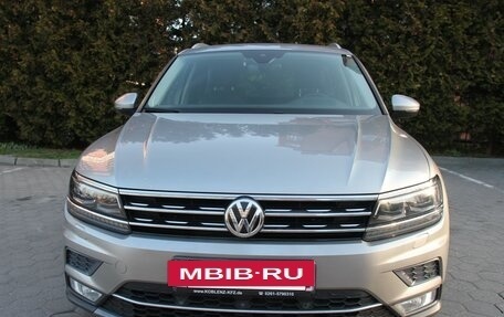 Volkswagen Tiguan II, 2016 год, 2 600 000 рублей, 16 фотография