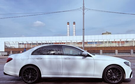 Mercedes-Benz E-Класс, 2016 год, 2 790 000 рублей, 3 фотография