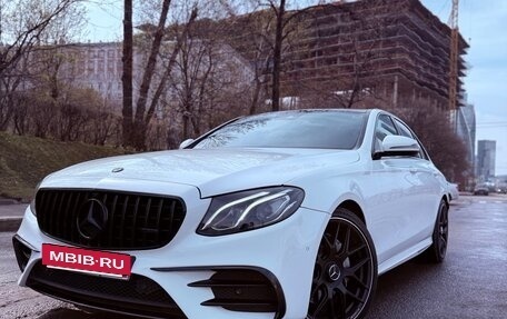 Mercedes-Benz E-Класс, 2016 год, 2 790 000 рублей, 8 фотография