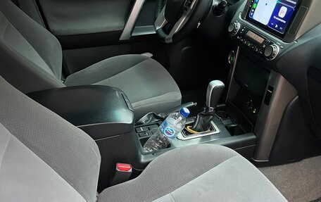 Toyota Land Cruiser Prado 150 рестайлинг 2, 2012 год, 2 690 000 рублей, 13 фотография