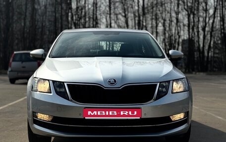 Skoda Octavia, 2019 год, 1 998 000 рублей, 2 фотография