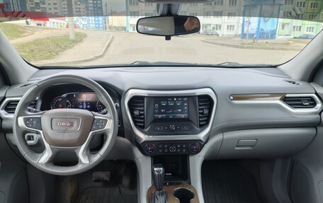 GMC Acadia II, 2018 год, 2 400 000 рублей, 7 фотография