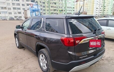 GMC Acadia II, 2018 год, 2 400 000 рублей, 5 фотография