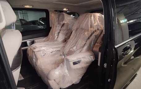 Mercedes-Benz V-Класс, 2026 год, 15 900 000 рублей, 3 фотография