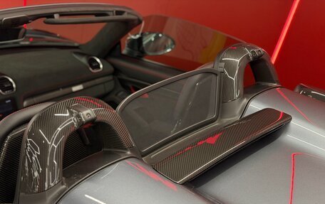 Porsche 718 Spyder, 2024 год, 28 000 000 рублей, 8 фотография