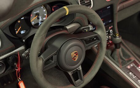 Porsche 718 Spyder, 2024 год, 28 000 000 рублей, 6 фотография
