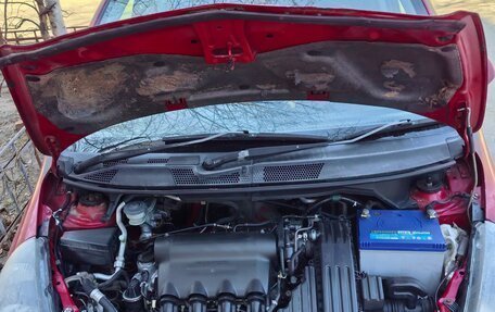 Honda Fit III, 2001 год, 255 000 рублей, 2 фотография