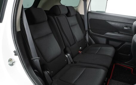 Mitsubishi Outlander III рестайлинг 3, 2019 год, 1 849 000 рублей, 7 фотография