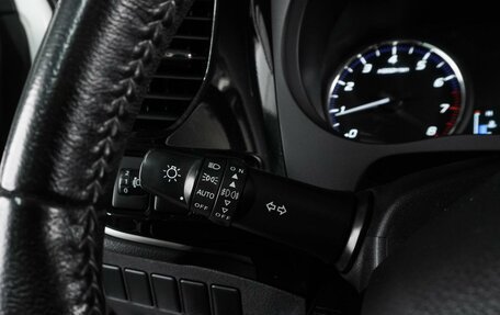 Mitsubishi Outlander III рестайлинг 3, 2019 год, 1 849 000 рублей, 12 фотография