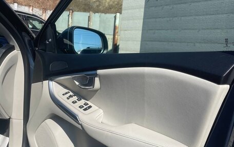 Volvo V40 II рестайлинг, 2019 год, 1 200 000 рублей, 7 фотография