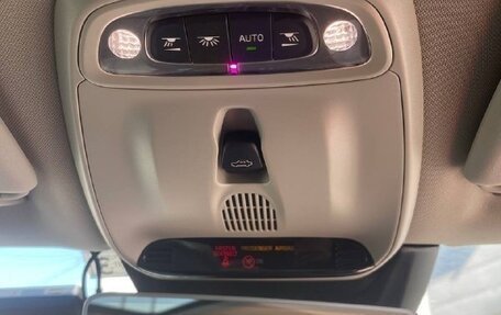 Volvo V40 II рестайлинг, 2019 год, 1 200 000 рублей, 27 фотография