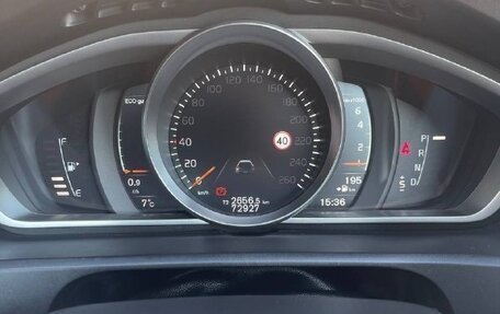 Volvo V40 II рестайлинг, 2019 год, 1 200 000 рублей, 36 фотография