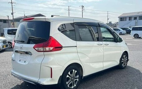 Honda Freed II, 2022 год, 1 350 000 рублей, 3 фотография