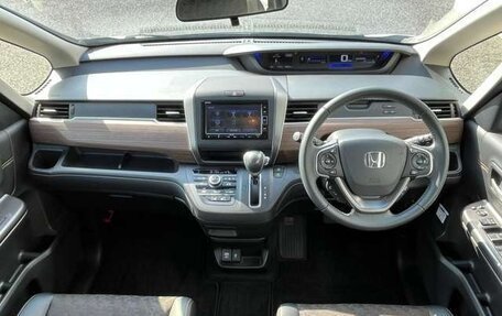 Honda Freed II, 2022 год, 1 350 000 рублей, 11 фотография