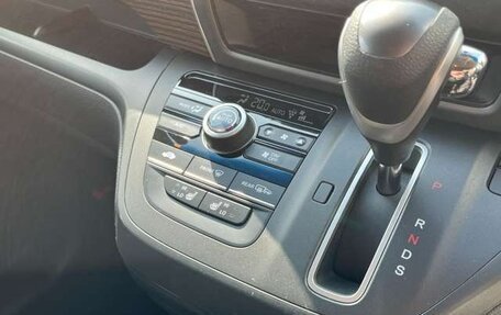 Honda Freed II, 2022 год, 1 350 000 рублей, 8 фотография