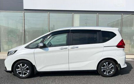 Honda Freed II, 2022 год, 1 350 000 рублей, 5 фотография