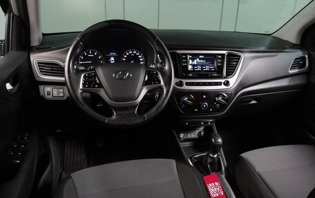 Hyundai Solaris II рестайлинг, 2017 год, 1 149 000 рублей, 6 фотография