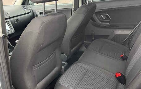 Skoda Fabia II, 2010 год, 400 000 рублей, 18 фотография