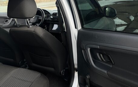 Skoda Fabia II, 2010 год, 400 000 рублей, 12 фотография