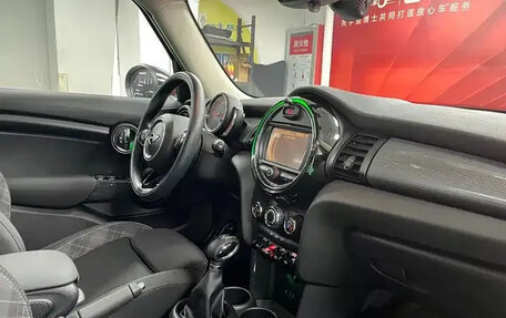 MINI Clubman, 2018 год, 1 590 002 рублей, 7 фотография