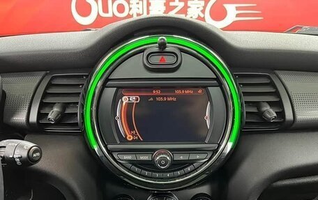 MINI Clubman, 2018 год, 1 590 002 рублей, 13 фотография