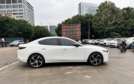 Mazda 3, 2022 год, 1 470 888 рублей, 4 фотография