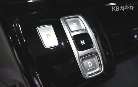 Hyundai Staria, 2024 год, 5 070 000 рублей, 8 фотография