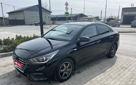 Hyundai Solaris II рестайлинг, 2018 год, 1 180 000 рублей, 1 фотография