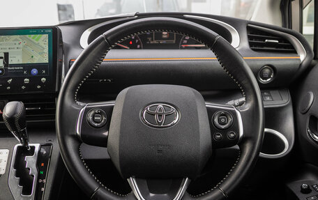 Toyota Sienta II, 2021 год, 1 533 000 рублей, 14 фотография