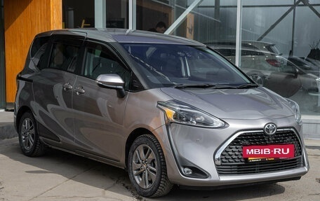 Toyota Sienta II, 2021 год, 1 533 000 рублей, 6 фотография