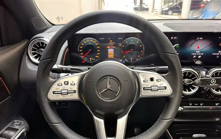 Mercedes-Benz GLB, 2021 год, 2 290 000 рублей, 6 фотография