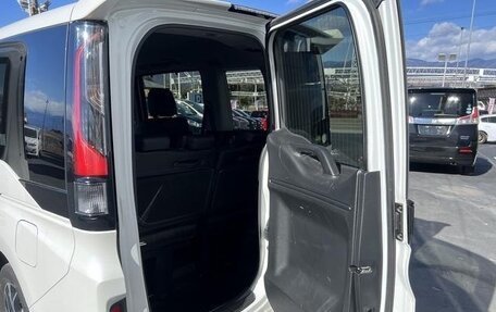 Honda Stepwgn IV, 2021 год, 1 950 007 рублей, 20 фотография