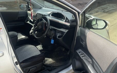 Toyota Sienta II, 2019 год, 1 500 000 рублей, 6 фотография