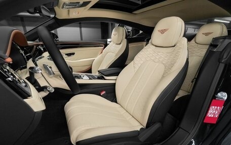 Bentley Continental GT, 2026 год, 48 900 000 рублей, 18 фотография