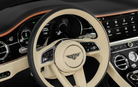 Bentley Continental GT, 2026 год, 48 900 000 рублей, 23 фотография