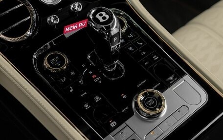 Bentley Continental GT, 2026 год, 48 900 000 рублей, 33 фотография